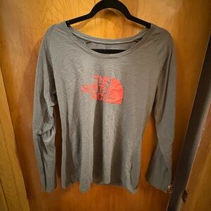 The North Face Women's Gray and Red Long Sleeve Tee